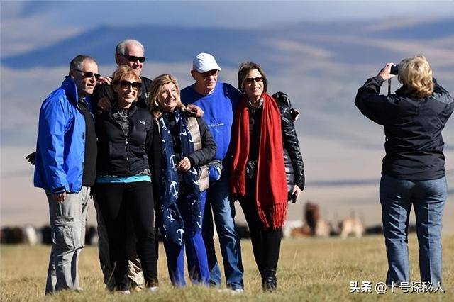 经想永远跟党走了？中国旅游刷屏外网pg电子网站第一批免签来华的老外已(图8)